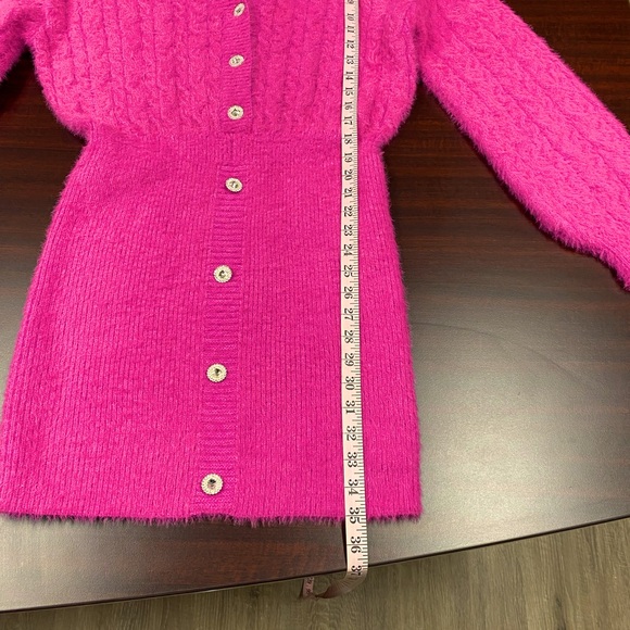 Sweater - Picture 4 of 9